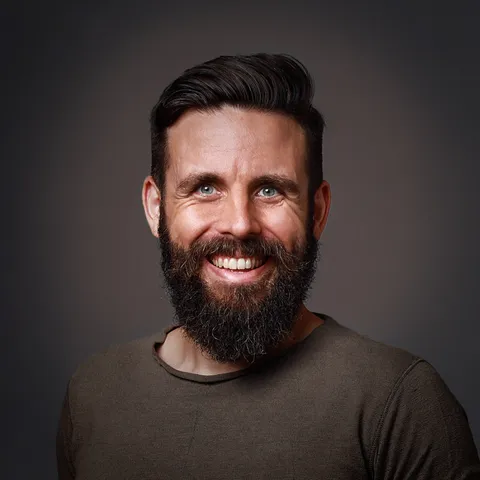 Dr. Björn Sossong, Geschäftsführer